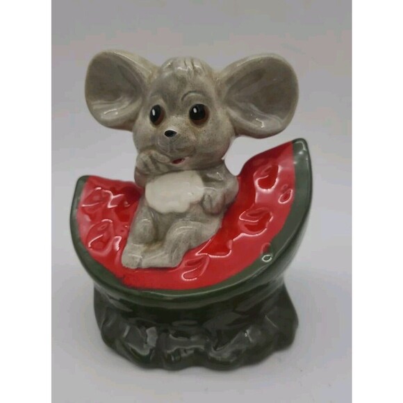 Vintage Mouse Sitting on Slice of Watermelon Ceramic Statue Signed 5" - Picture 1 of 11